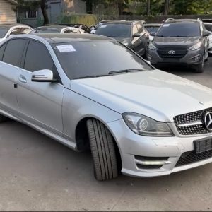 Mercedes Benz C200 2013 - Disponible para reservar
