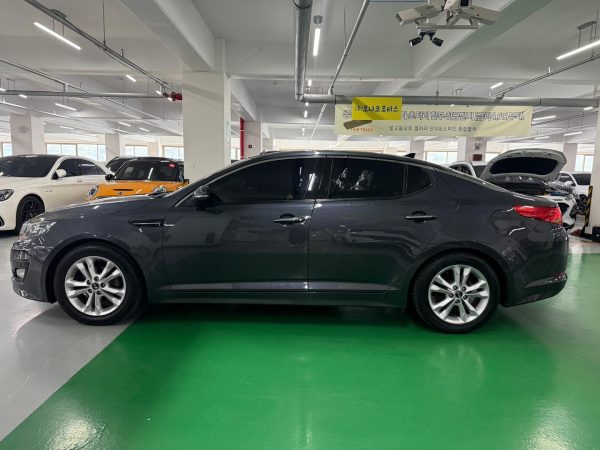Kia K5 2011 - En tránsito - Imagen 4