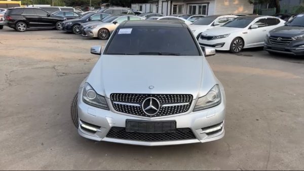 Mercedes Benz C200 2013 - Disponible para reservar - Imagen 2
