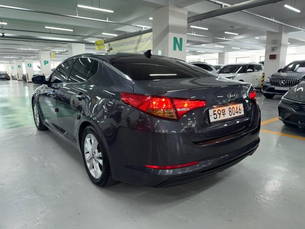 Kia K5 2011 - En tránsito - Imagen 5