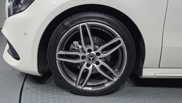 A-Class W176A200AMG Line - Imagen 6