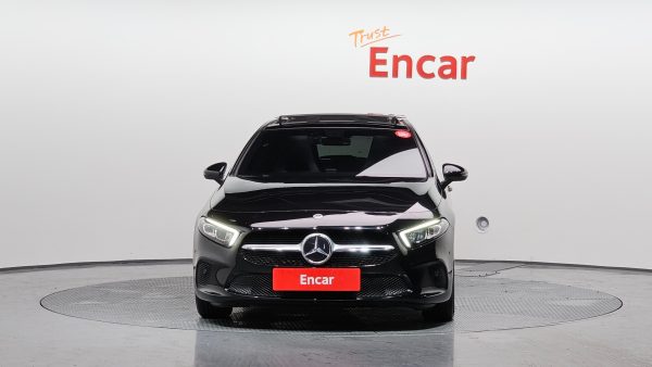A-Class W177A220 Hatchback - Imagen 2