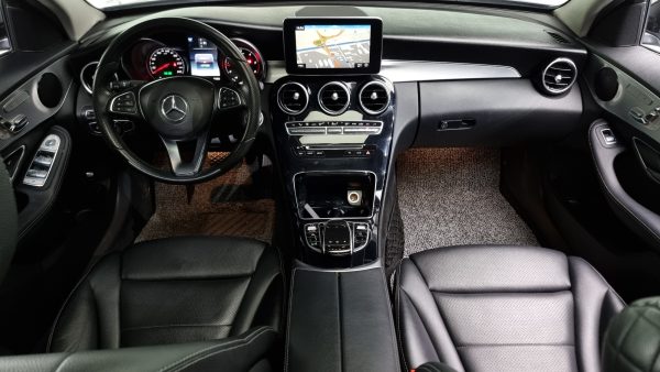 Mercedes-Benz Clase C (W205) – C220d Avantgarde - Imagen 11
