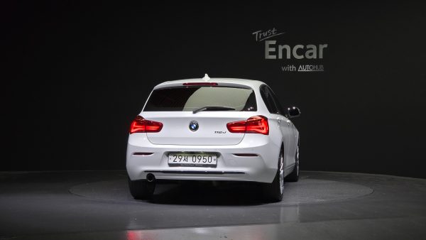 BMW Serie 1 (F20) – 118d Sport 5 puertas - Imagen 4