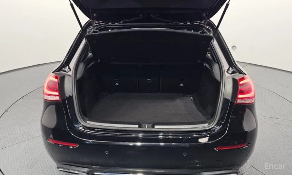 A-Class W177A220 Hatchback - Imagen 21