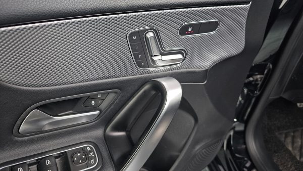 A-Class W177A220 Hatchback - Imagen 15