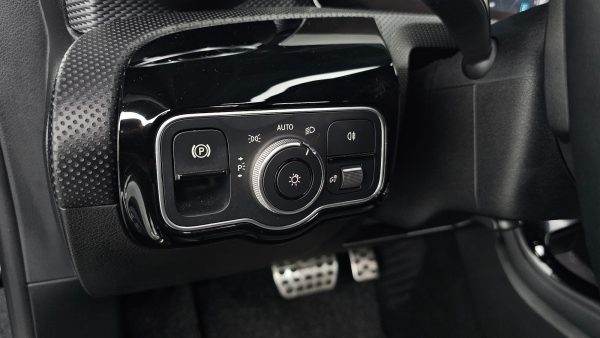 A-Class W177A220 Hatchback - Imagen 18